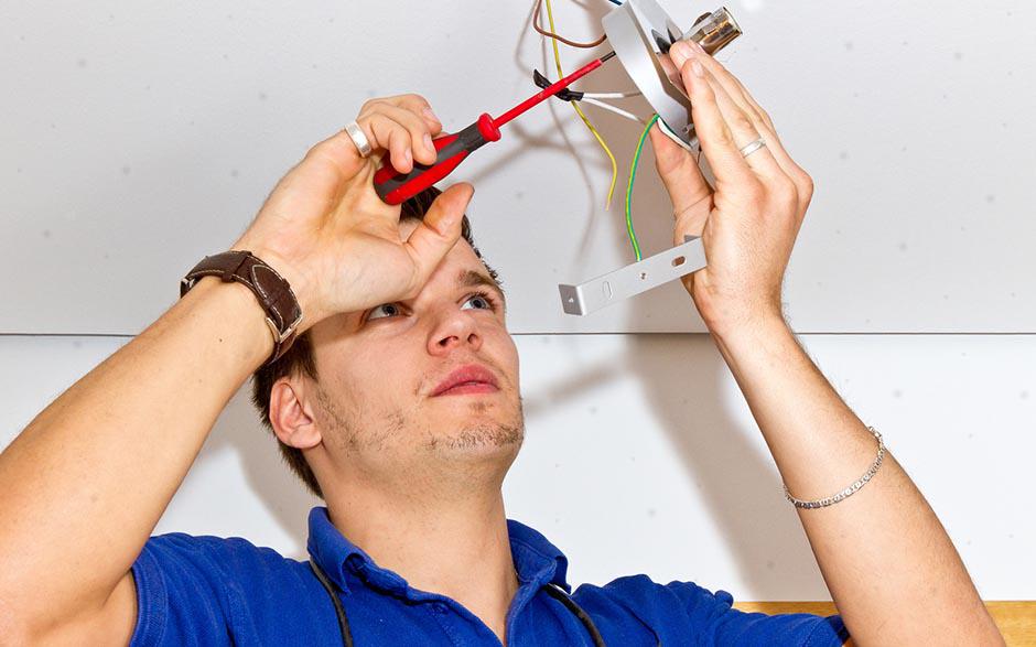 tarifs électricien Paris 11