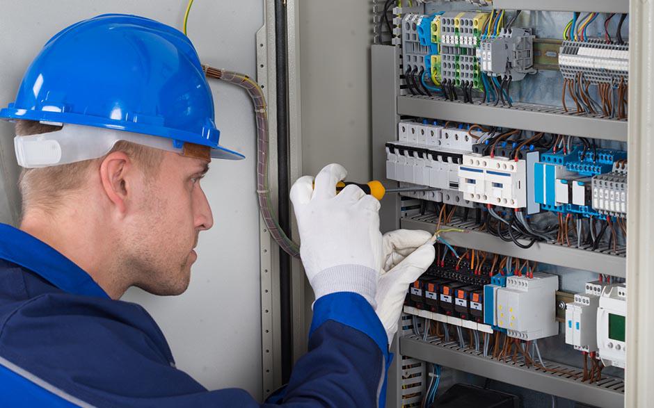 tarifs électricien Paris 11