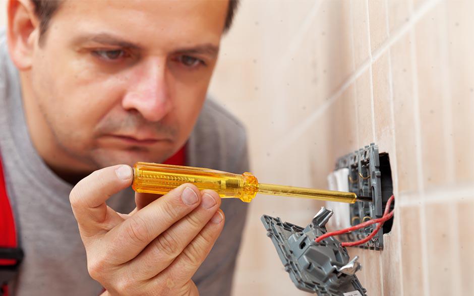 tarifs électricien Paris 11